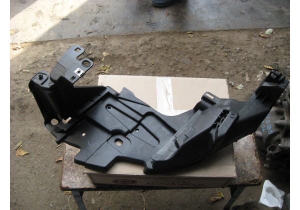 Кронштейн бампера передній лівий Renault Megane III, 09-14, 622230005R